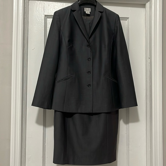 LOFT - Picture 1 of 7